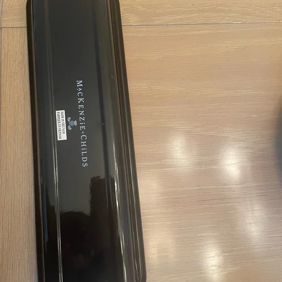 MacKenzie-Childs Flower Market Baguette Tray - Picture 3 of 4